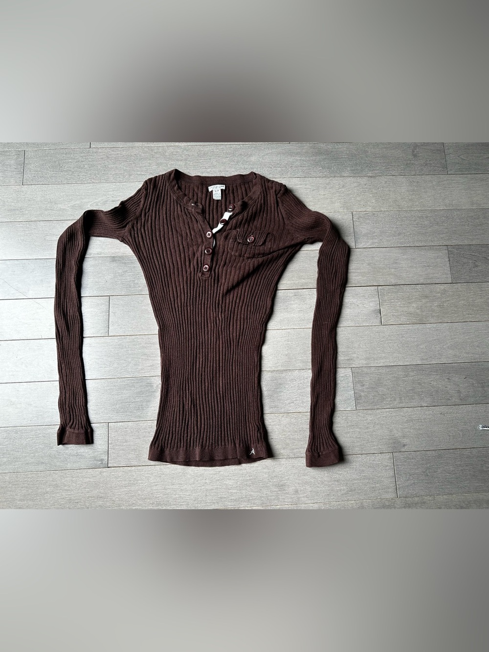 Women’s American Eagle Brown Ribbed Y2K Long Sleeve Henley Fitted Vintage Top Sm